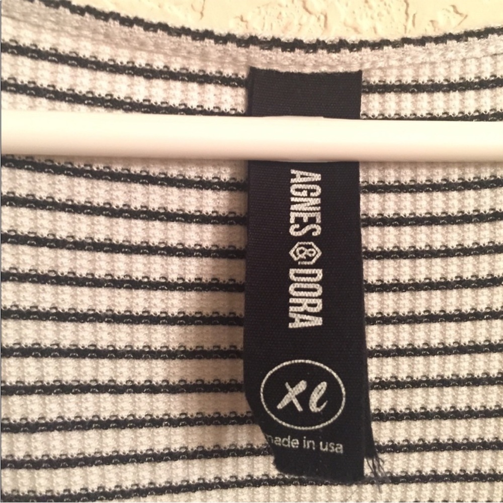 🍂Agnes & Dora Paneled Swing Tank Size XL - Picture 5 of 6